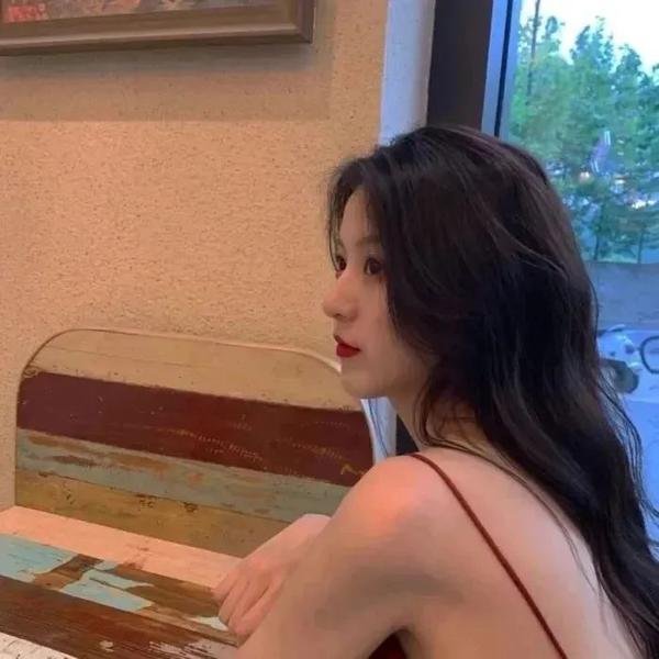 少年MON，真正的名字不知道